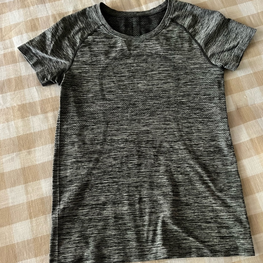 Lululemon Swiftly Tech